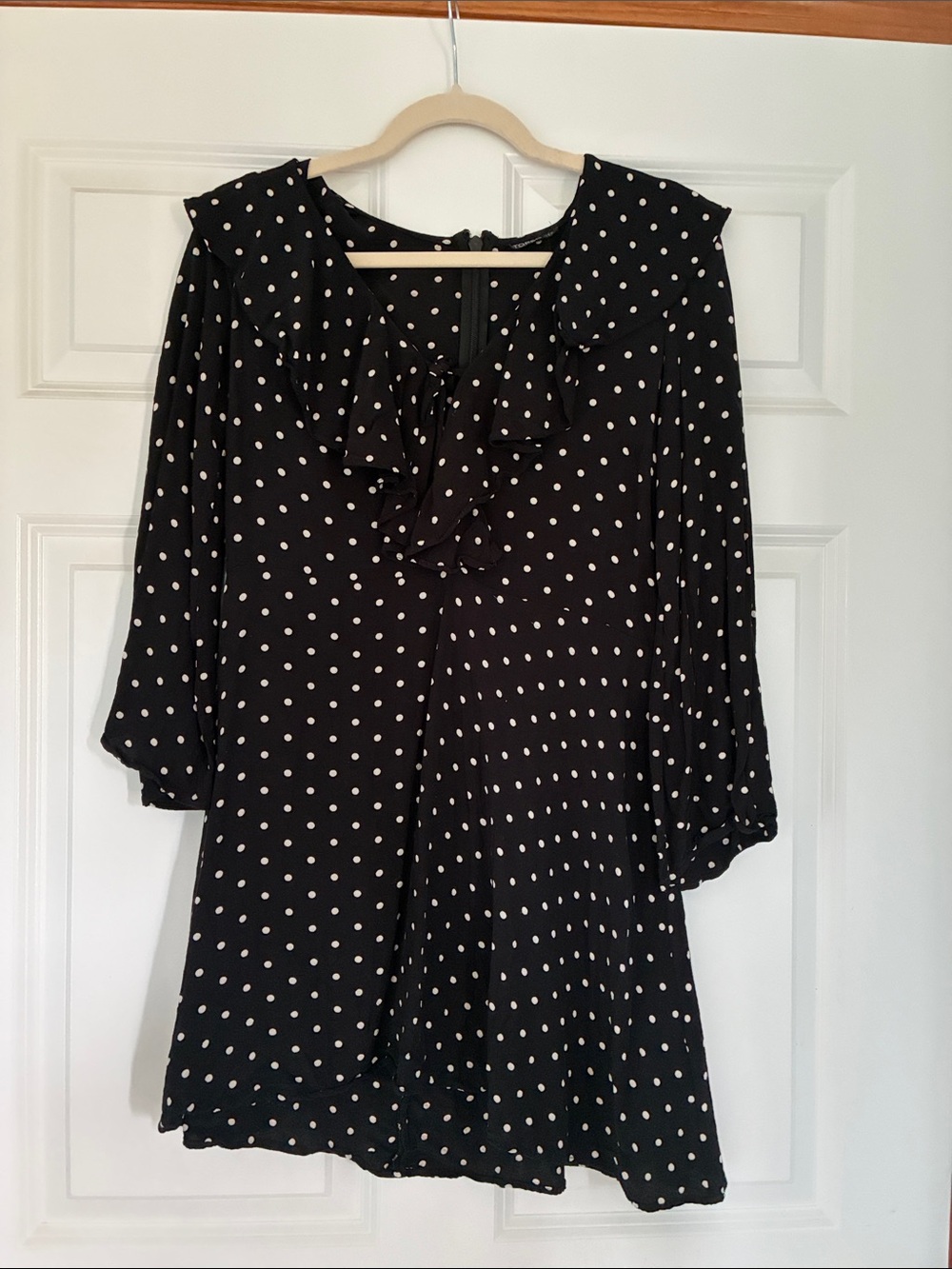 Top Shop Black Polka Dot Ruffle Neck Dress (S)